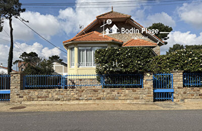Maison St Brevin Les Pins 6 pièce(s) 140 m2