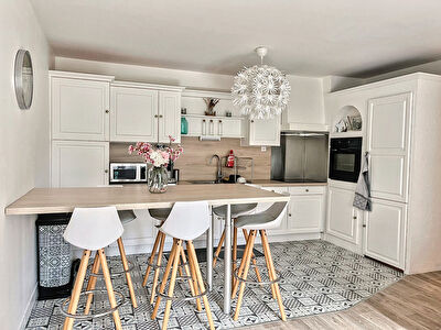 Appartement 3 pièces rénové à deux pas de la plage