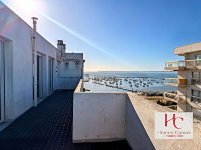 Appartement dernier étage avec terrasse vue mer – marché Pornichet