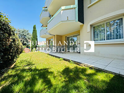 QUARTIER GRANDS HOTELS / LA BAULE