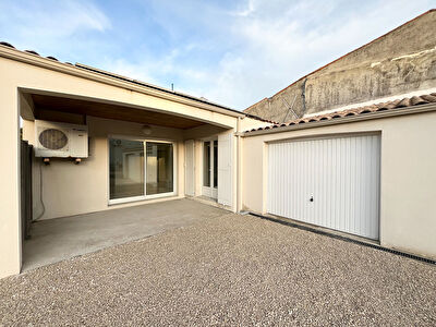 Maison 3 Chambres avec Terrasse et Garage